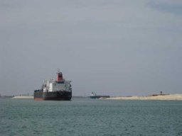 de Massawa à Suez &raquo; Canal de Suez